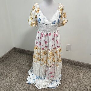 🌷 NWOT Amazon Tiered Maxi Dress